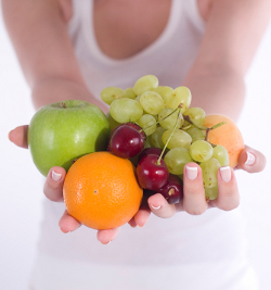 woman-fruit-get-slim.jpg